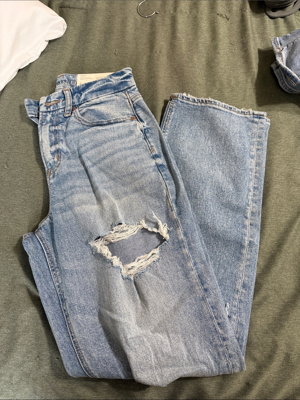 AE Curvy 90s Straight Jeans